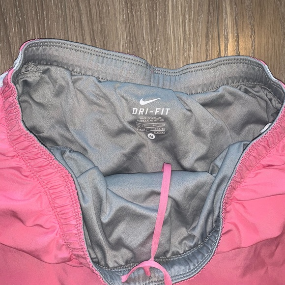 Nike Running shorts - Picture 2 of 3